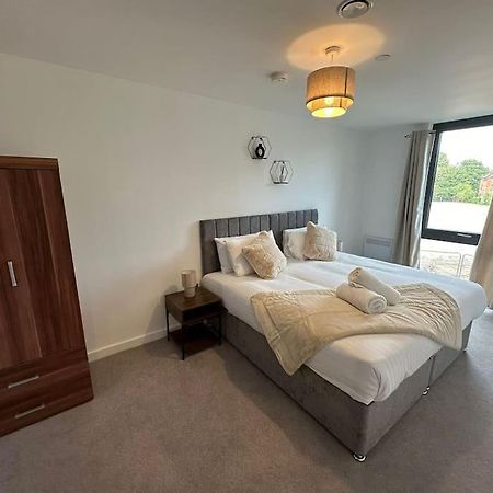 Stylish Central York Apartment Free Parking & Gym Extérieur photo