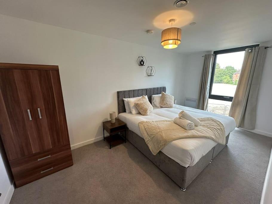 Stylish Central York Apartment Free Parking & Gym Extérieur photo
